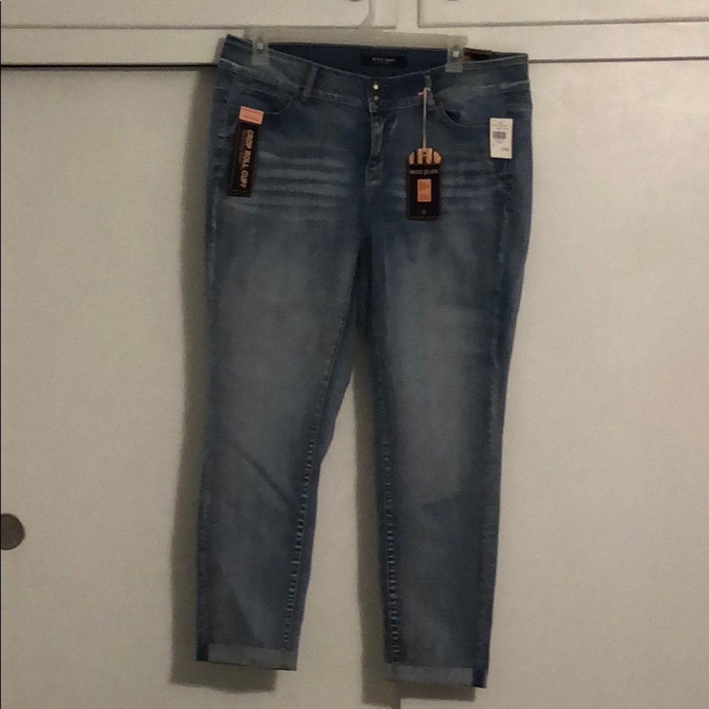 NWT Wax Jeans Size 20 Light Wash